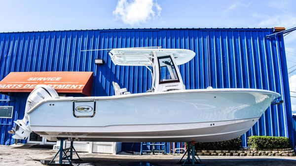 Sea Hunt Ultra 255 SE 