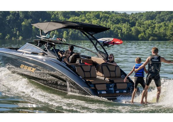 Yamaha Boats 255XD image