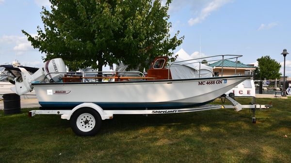 Boston Whaler 17 Montauk