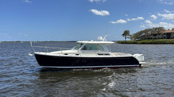 Back Cove 34O