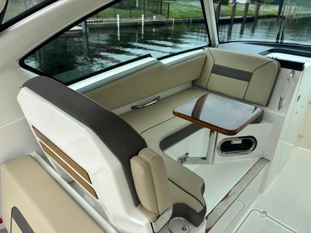 Pursuit 325 Dual Console image