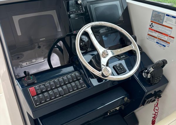 Pursuit 326 Dual Console image