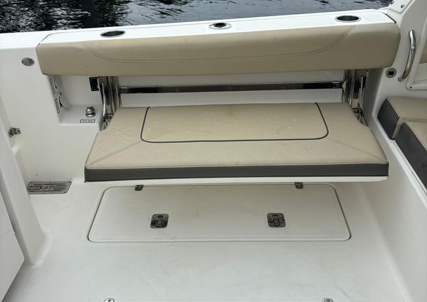 Pursuit 326 Dual Console image