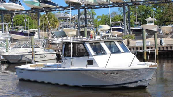 Privateer 28 Pilothouse 