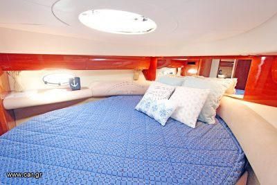 Princess Yachts V42 image