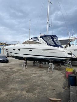 Princess Yachts V42 image