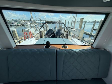 Axopar 28 AFT CABIN image