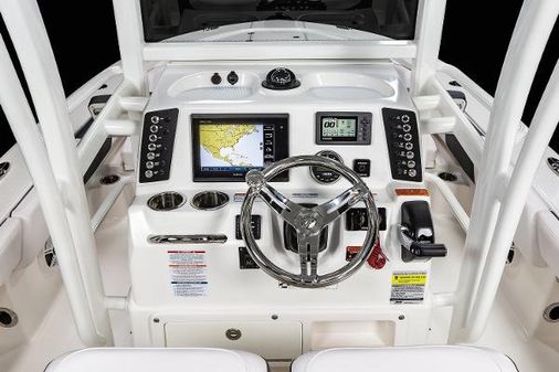 Robalo 246-CAYMAN-SD image