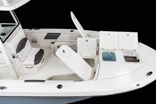 Robalo 246-CAYMAN-SD image