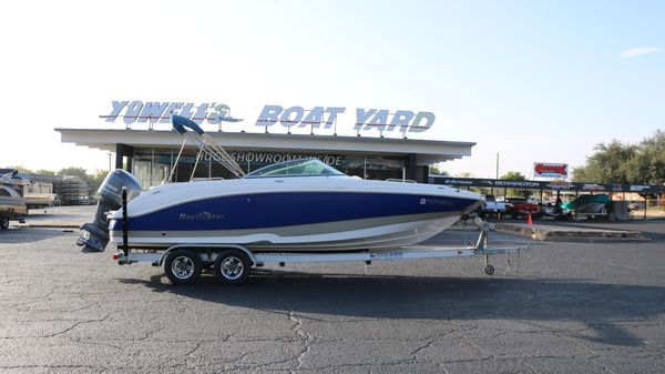 NauticStar 243DC Sport Deck