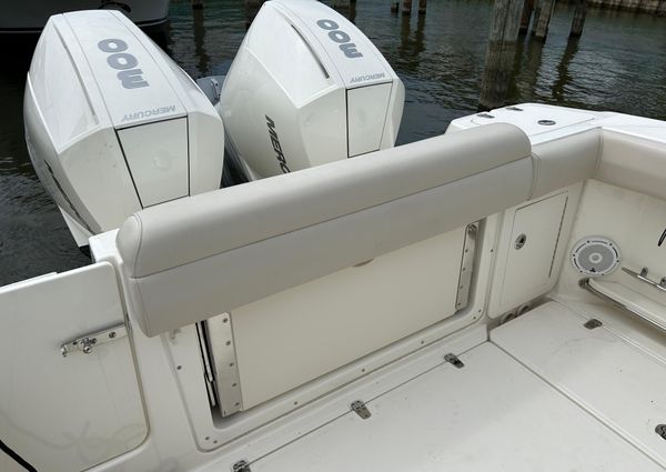 Boston-whaler 280-OUTRAGE image