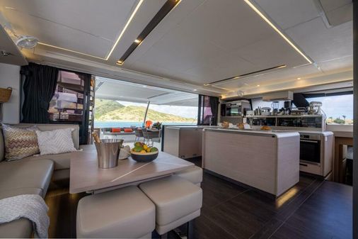 Fountaine Pajot Alegria 67 image