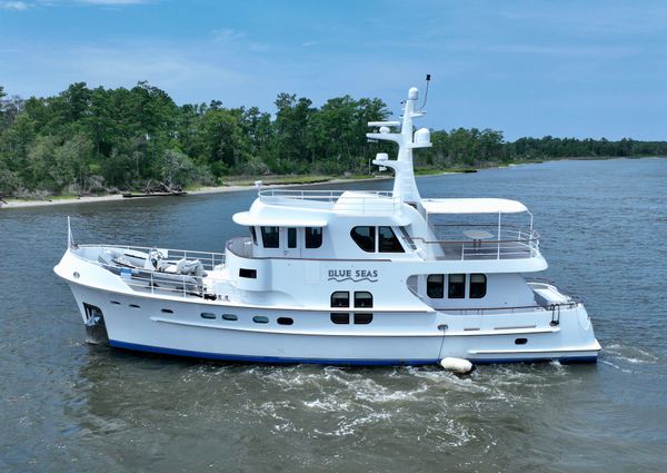 Farmont 70 Expedition Yacht image