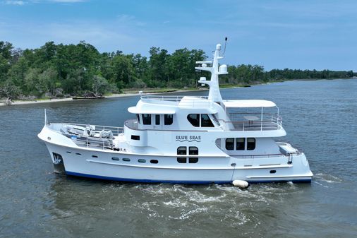 Farmont 70 Expedition Yacht image