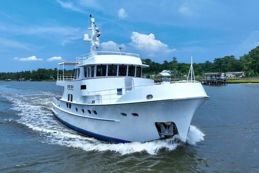 Farmont 70 Expedition Yacht image