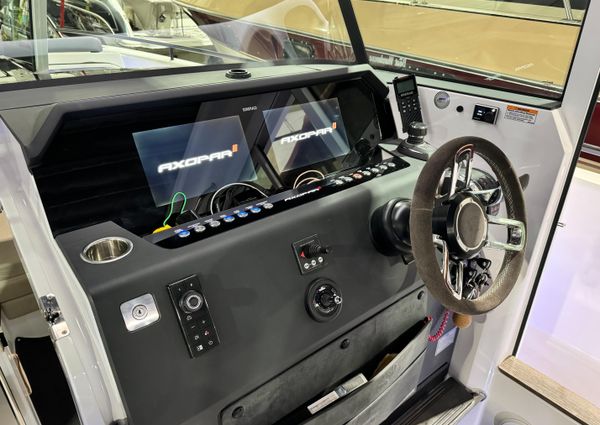 Axopar 37 Cross Cabin BRABUS image