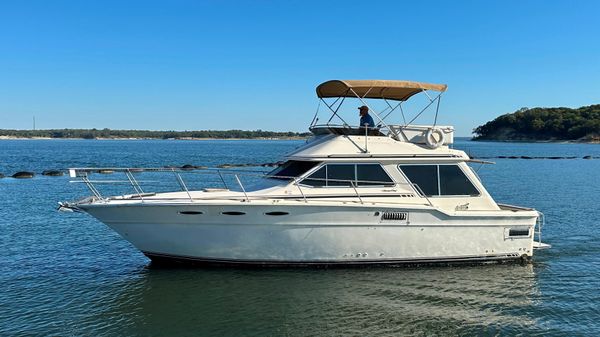 Sea Ray 355T Trawler 