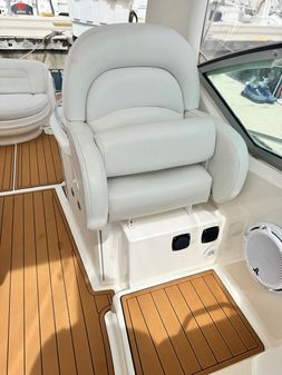 Sea Ray 340 Sundancer image