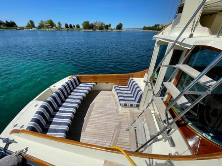 Hinckley Talaria 44 Flybridge image