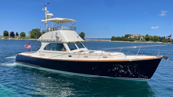 Hinckley Talaria 44 Flybridge 