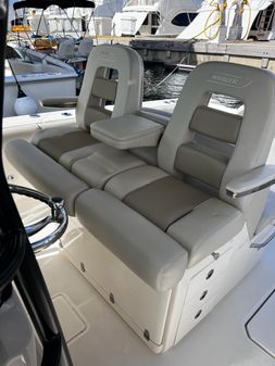 Boston-whaler 33-OUTRAGE image