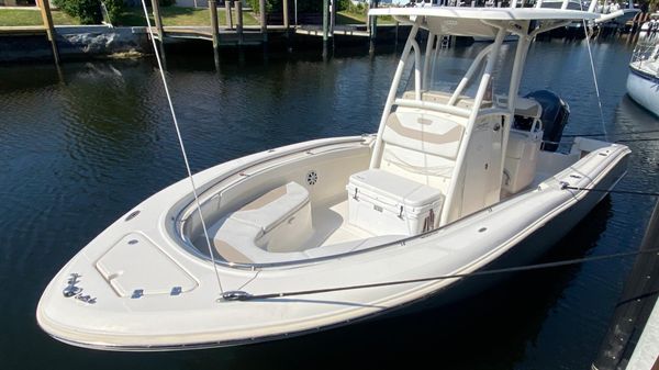 Pioneer 222 Sportfish