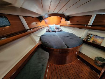 Beneteau OCEANIS-440 image