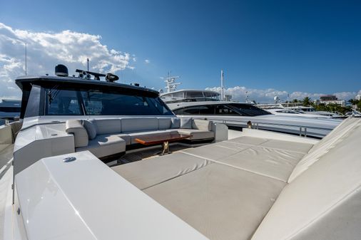 Ocean Alexander 90R image
