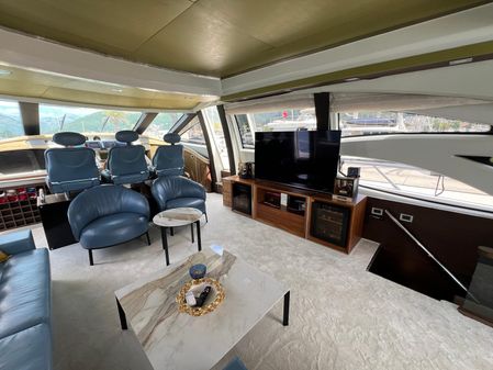 Azimut 86S image