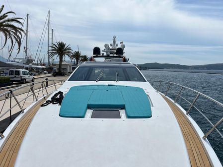 Azimut 86S image