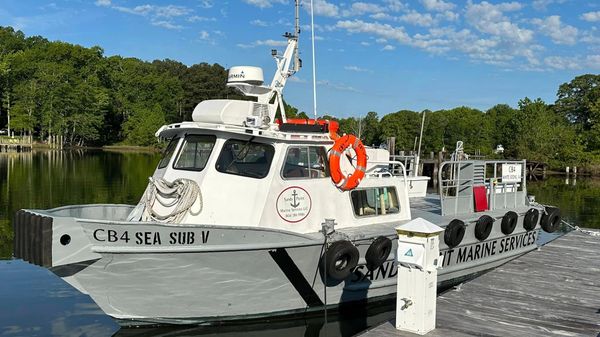 Mitchell Crew Boat 
