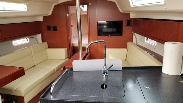 Hanse 348 image