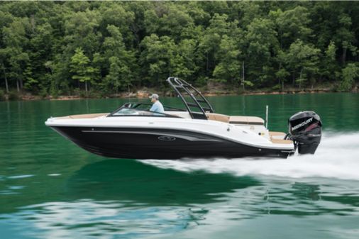 Sea Ray 230 SPX Outboard image