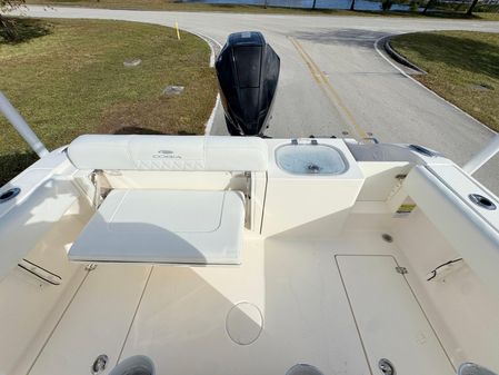 Cobia 237-CENTER-CONSOLE image