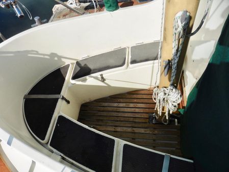 Fisher 30-PILOTHOUSE image