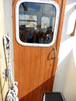 Fisher 30-PILOTHOUSE image