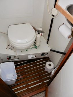 Fisher 30-PILOTHOUSE image