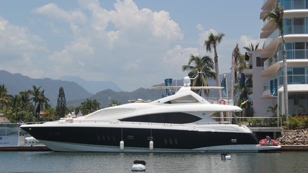 Sunseeker 86 Yacht