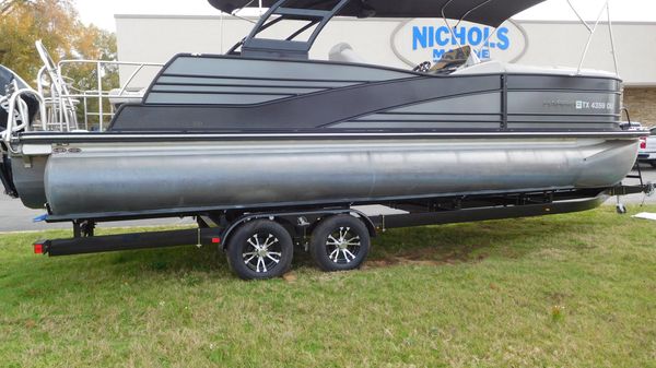 Harris FloteBote Grand Mariner 250