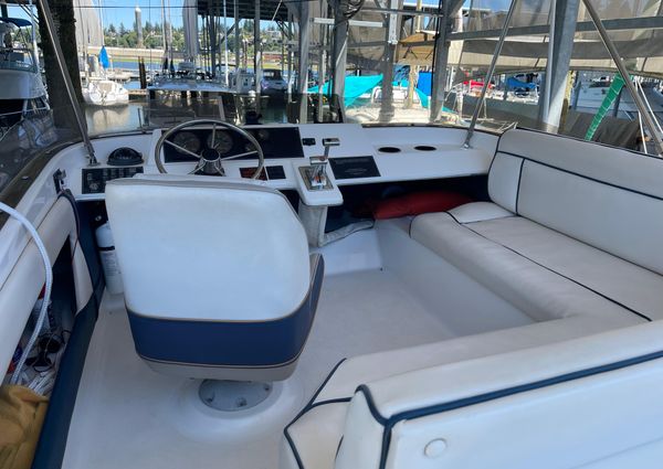 Bayliner 2858-CIERA-COMMAND-BRIDGE image