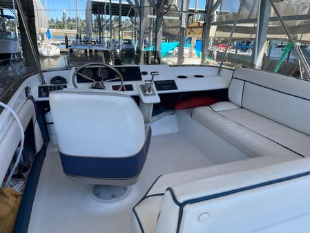 Bayliner 2858-CIERA-COMMAND-BRIDGE image