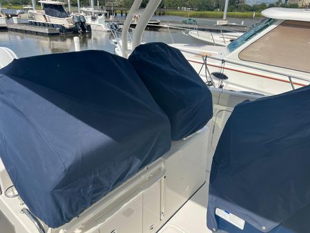 Pursuit S 328 Sport image