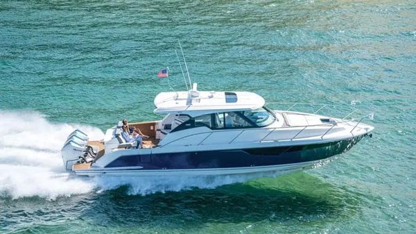 Tiara Yachts 43 LE 