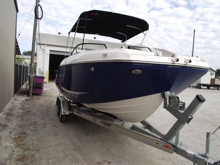 Bayliner D22 image