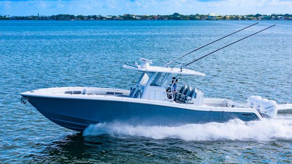 Invincible 39 Open Fisherman