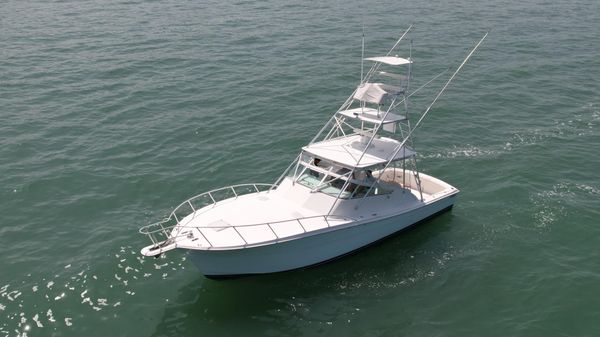 Topaz 40 Express