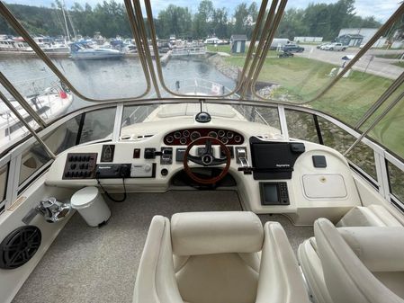 Sea Ray 400 Sedan Bridge image