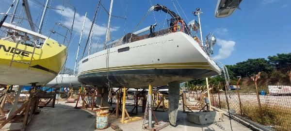 Jeanneau 57 image