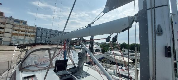Jeanneau 57 image