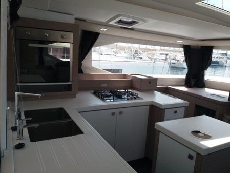 Fountaine Pajot Saona 47 image